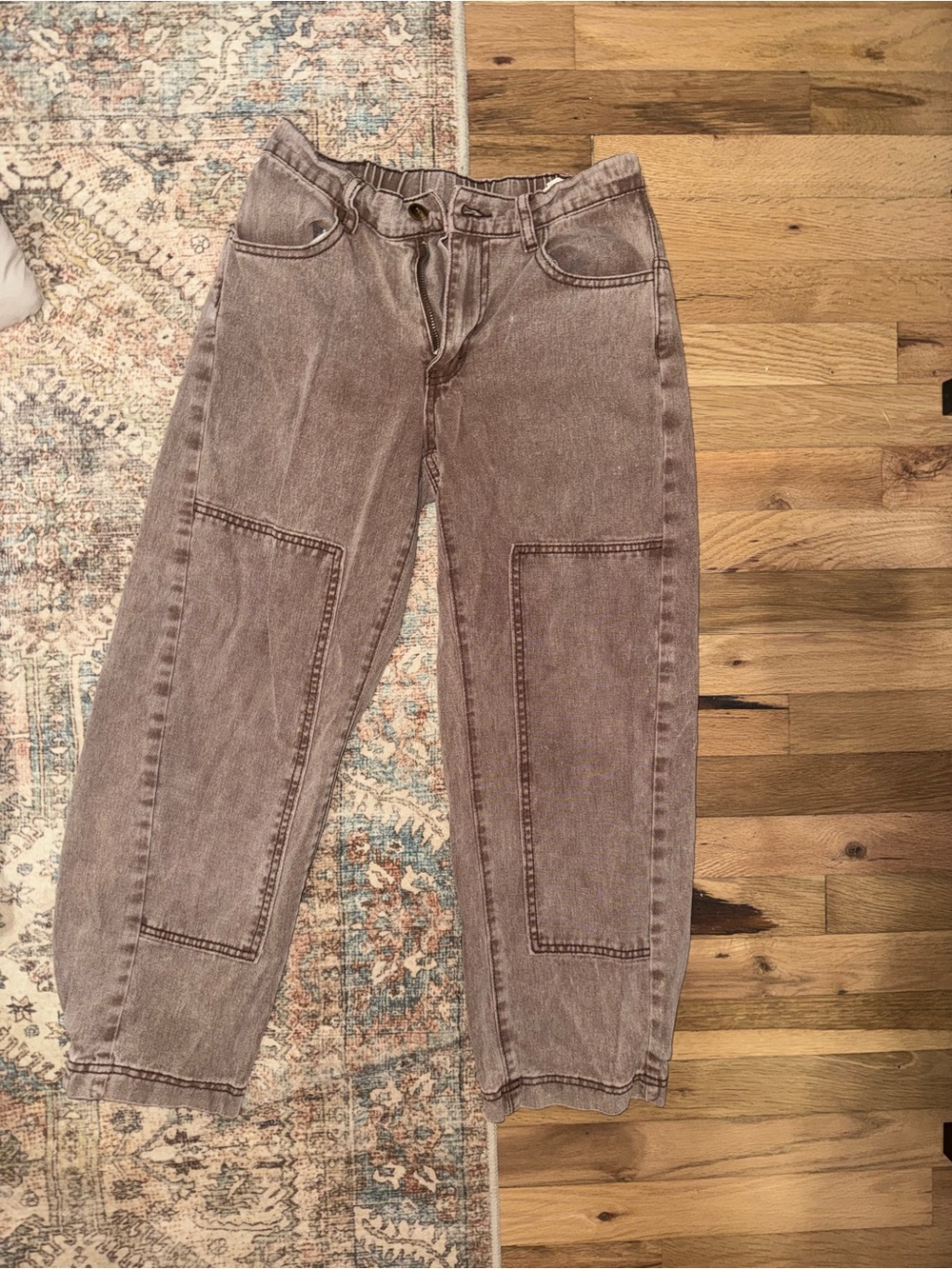 SHEIN Men's Relaxed Patch-Knee Jeans in Faded Brown